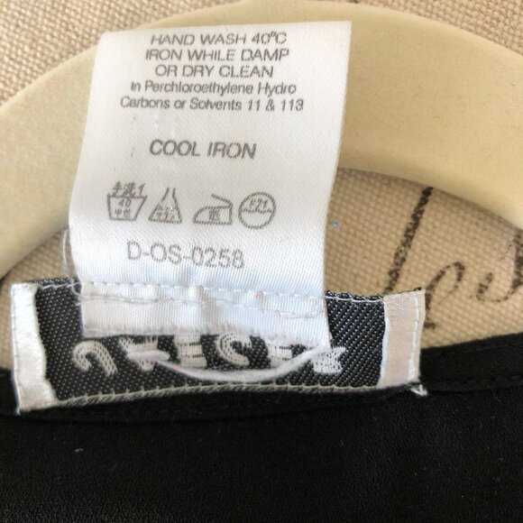 Jaeger Black Button Front Sleeveless Blouse - Picture 8 of 8